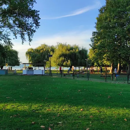 Napsugar 2 Holiday home Balatonlelle